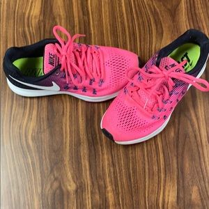Women’s Nike Zoom Pegasus 33
